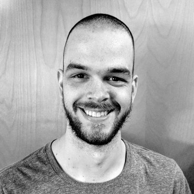 headshot of Alex Moon